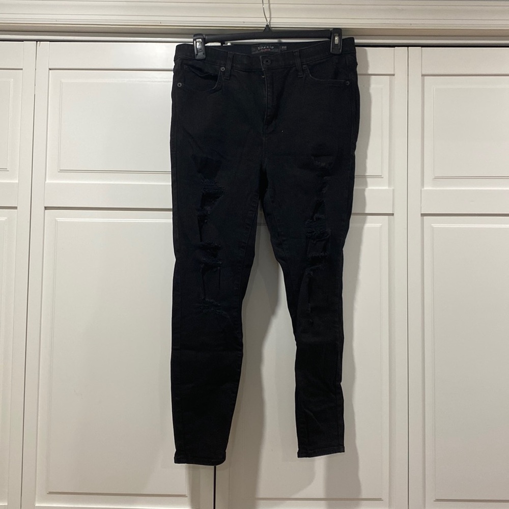 Torrid plus size 14 jeans! Worn once! Ripped black jeans. High rise skinny!